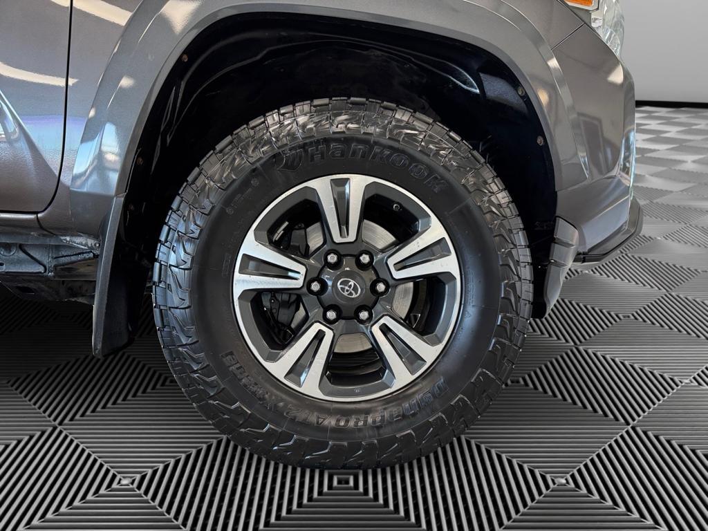 used 2016 Toyota Tacoma car, priced at $27,995