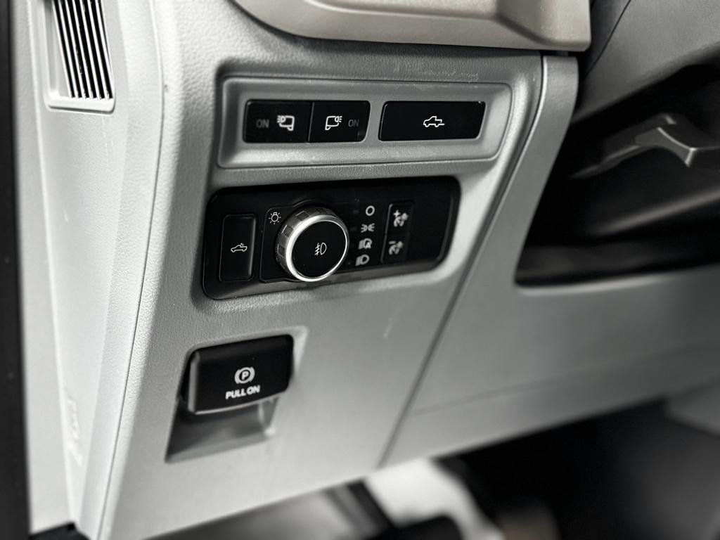 used 2021 Ford F-150 car, priced at $39,995