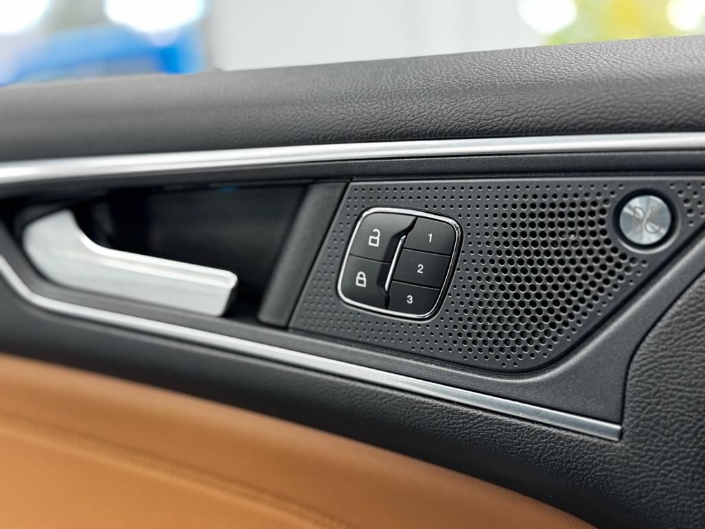 used 2024 Ford Edge car, priced at $34,495