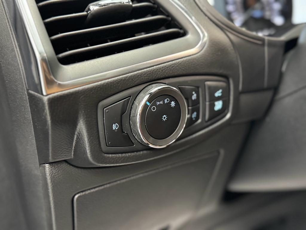 used 2024 Ford Edge car, priced at $34,495