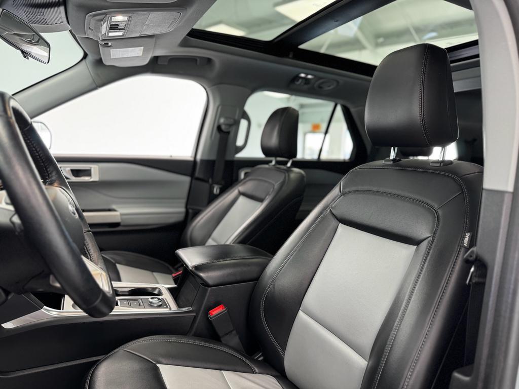 used 2022 Ford Explorer car, priced at $30,995