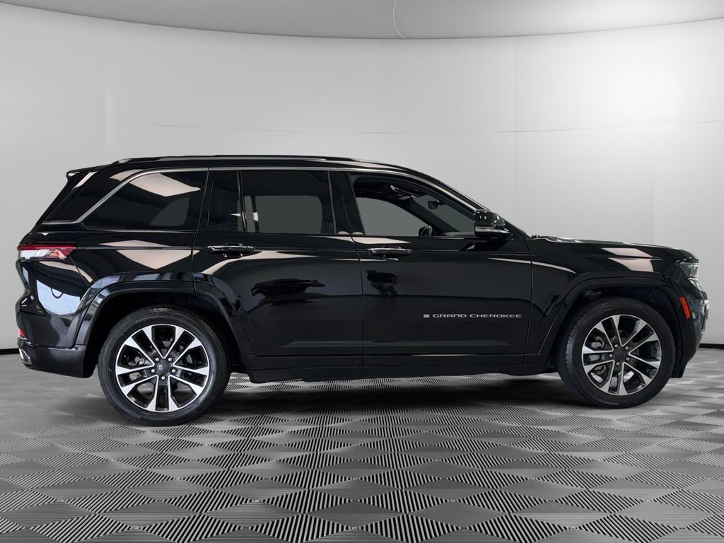 used 2022 Jeep Grand Cherokee car, priced at $37,495