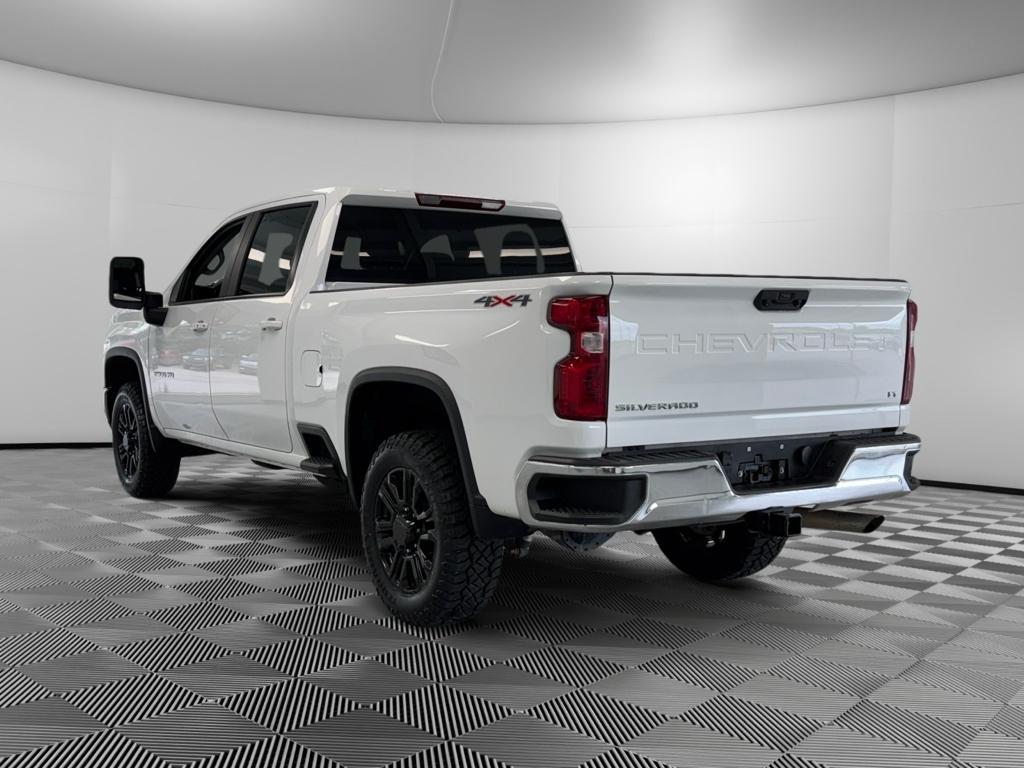 used 2024 Chevrolet Silverado 2500 car, priced at $50,995