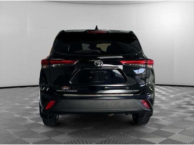 used 2022 Toyota Highlander car, priced at $31,495