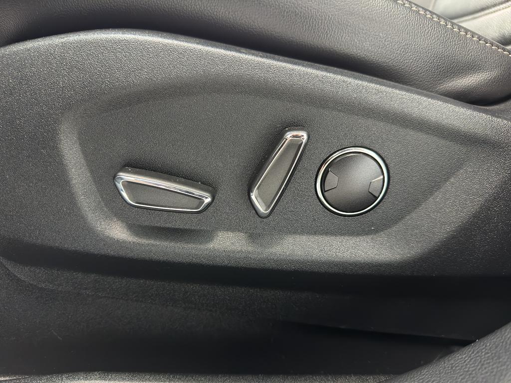 used 2016 Ford Edge car, priced at $15,495