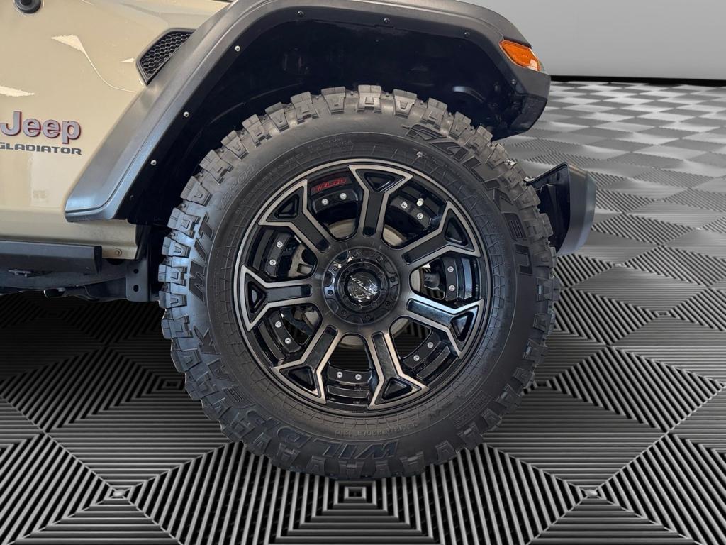 used 2022 Jeep Gladiator car, priced at $37,995