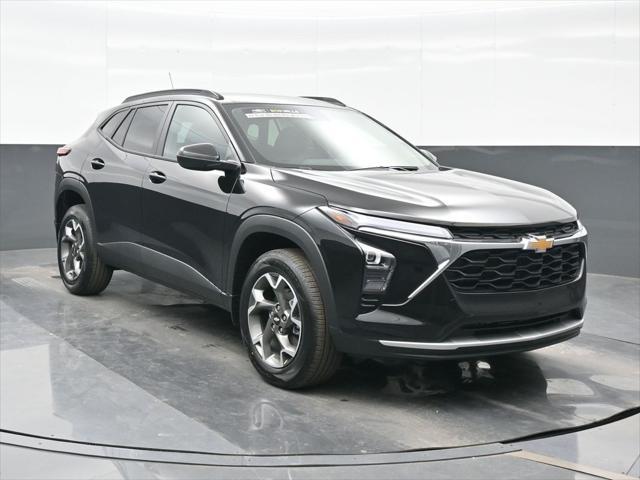 new 2025 Chevrolet Trax car, priced at $24,995