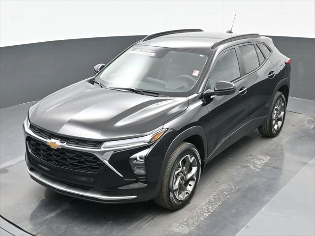 new 2025 Chevrolet Trax car, priced at $26,090