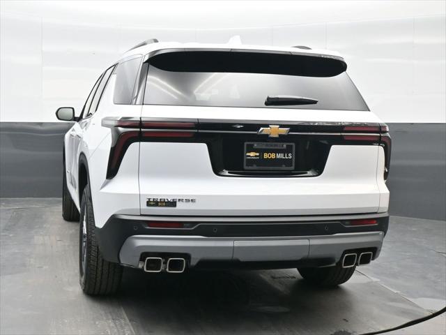 new 2025 Chevrolet Traverse car, priced at $42,345