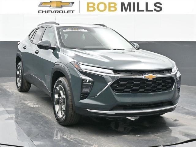 new 2025 Chevrolet Trax car, priced at $26,685