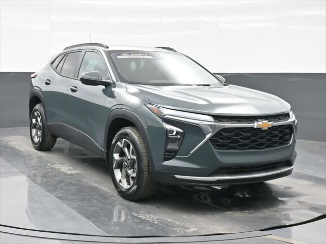 new 2025 Chevrolet Trax car, priced at $25,985