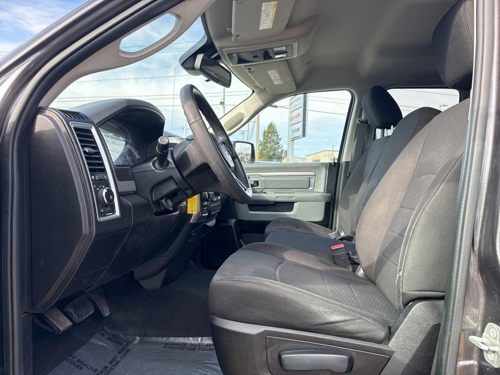 used 2020 Ram 1500 Classic car, priced at $30,000