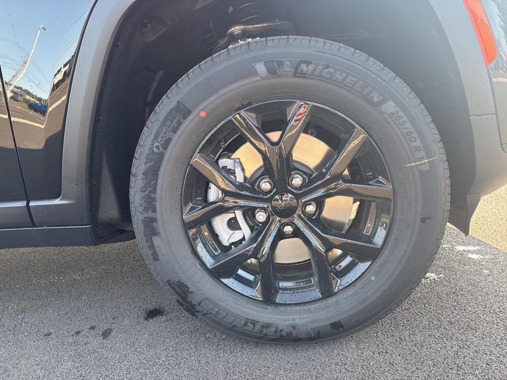 new 2025 Jeep Grand Cherokee L car, priced at $48,725