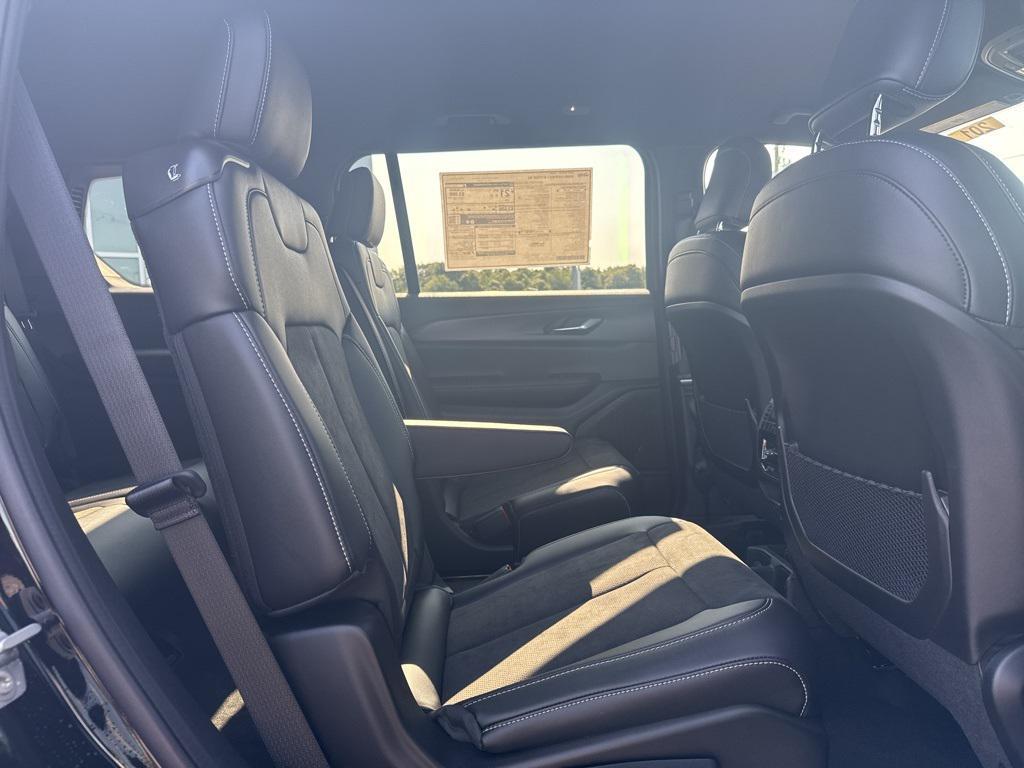new 2025 Jeep Grand Cherokee L car, priced at $48,725