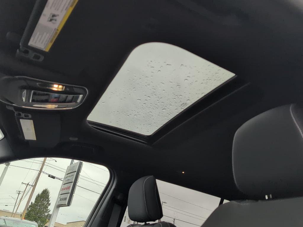 new 2025 Jeep Grand Cherokee L car, priced at $45,420