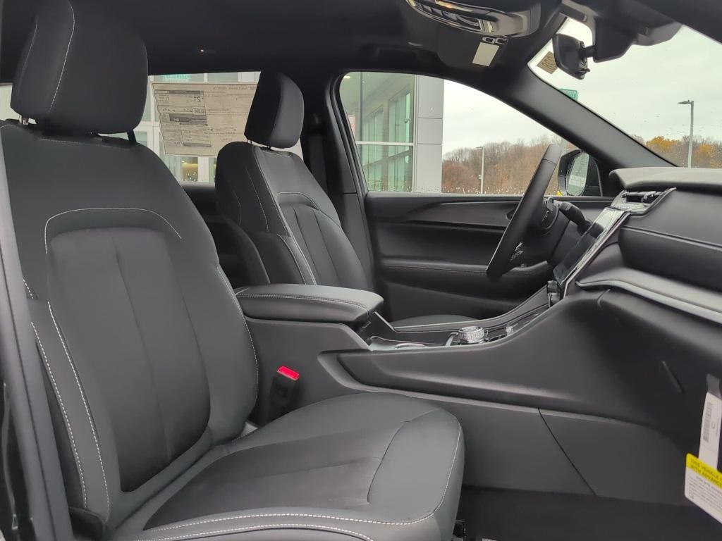 new 2025 Jeep Grand Cherokee L car, priced at $45,420