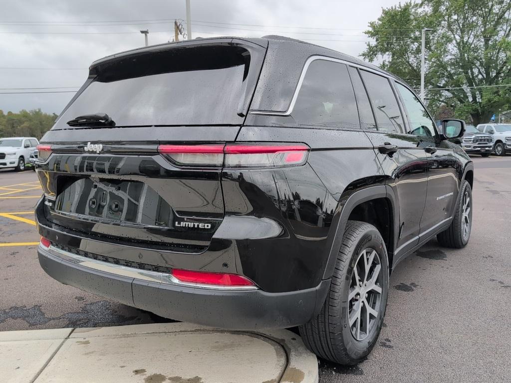 new 2025 Jeep Grand Cherokee car, priced at $49,510