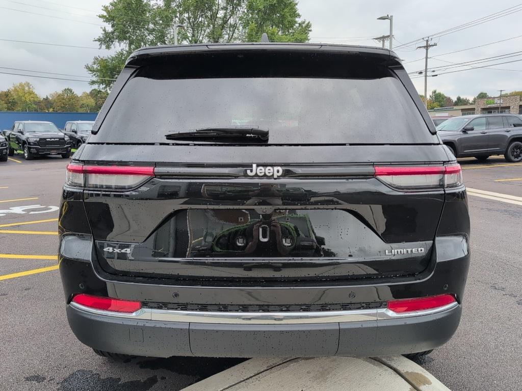 new 2025 Jeep Grand Cherokee car, priced at $49,510