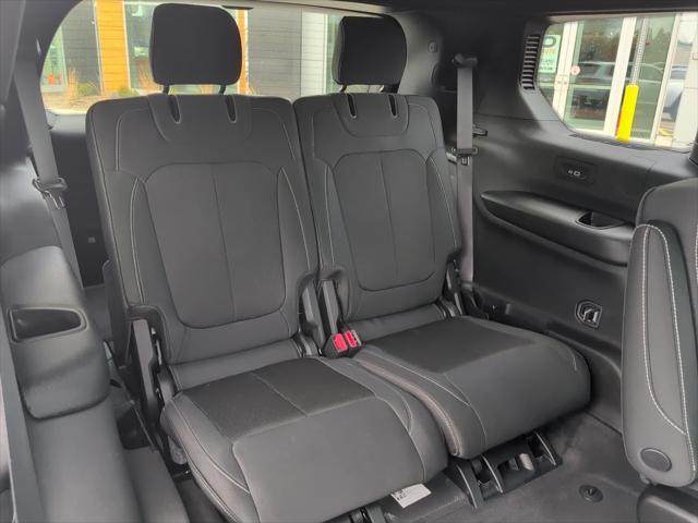 new 2025 Jeep Grand Cherokee L car, priced at $45,920
