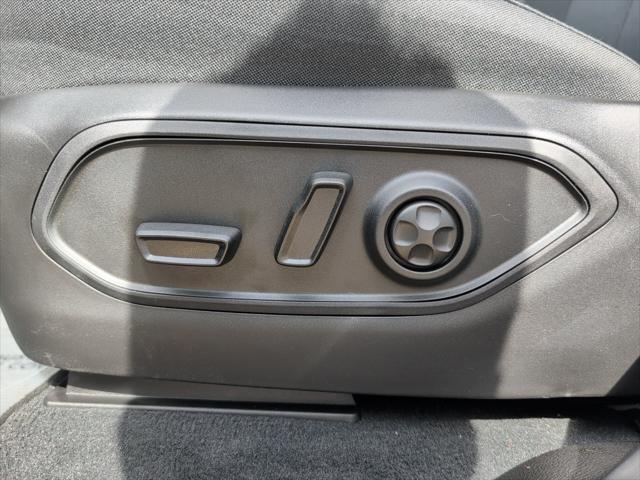 new 2025 Jeep Grand Cherokee car, priced at $44,170