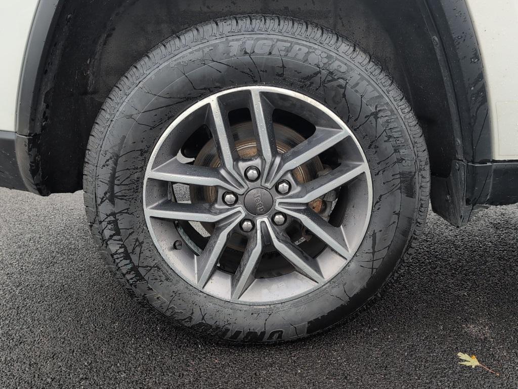 used 2020 Jeep Grand Cherokee car, priced at $22,500