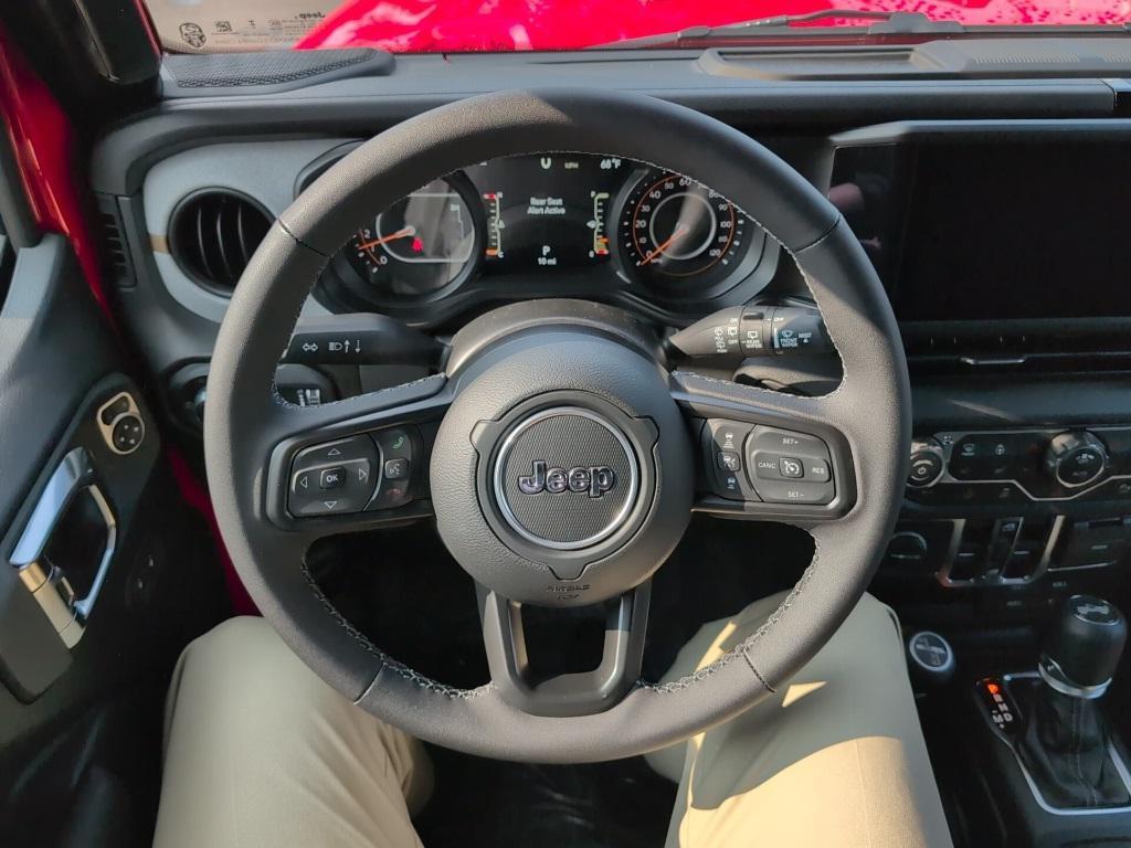 new 2025 Jeep Wrangler car, priced at $55,531