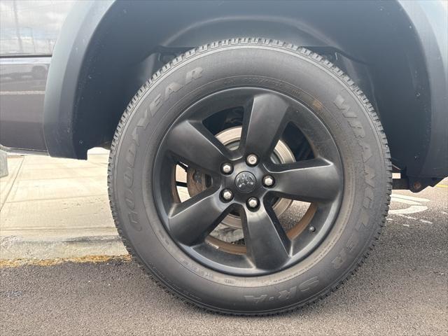 used 2019 Ram 1500 Classic car, priced at $29,800