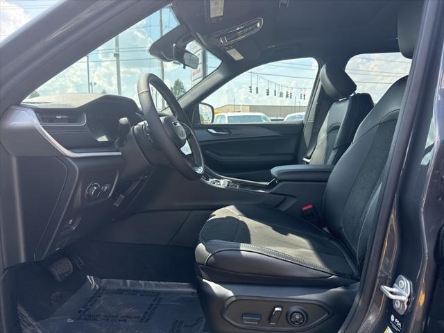 new 2025 Jeep Grand Cherokee L car, priced at $45,369