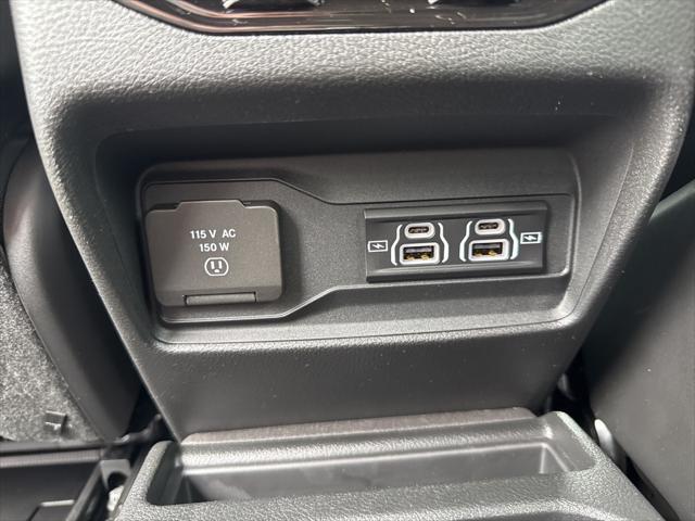 new 2025 Jeep Grand Cherokee L car, priced at $45,920