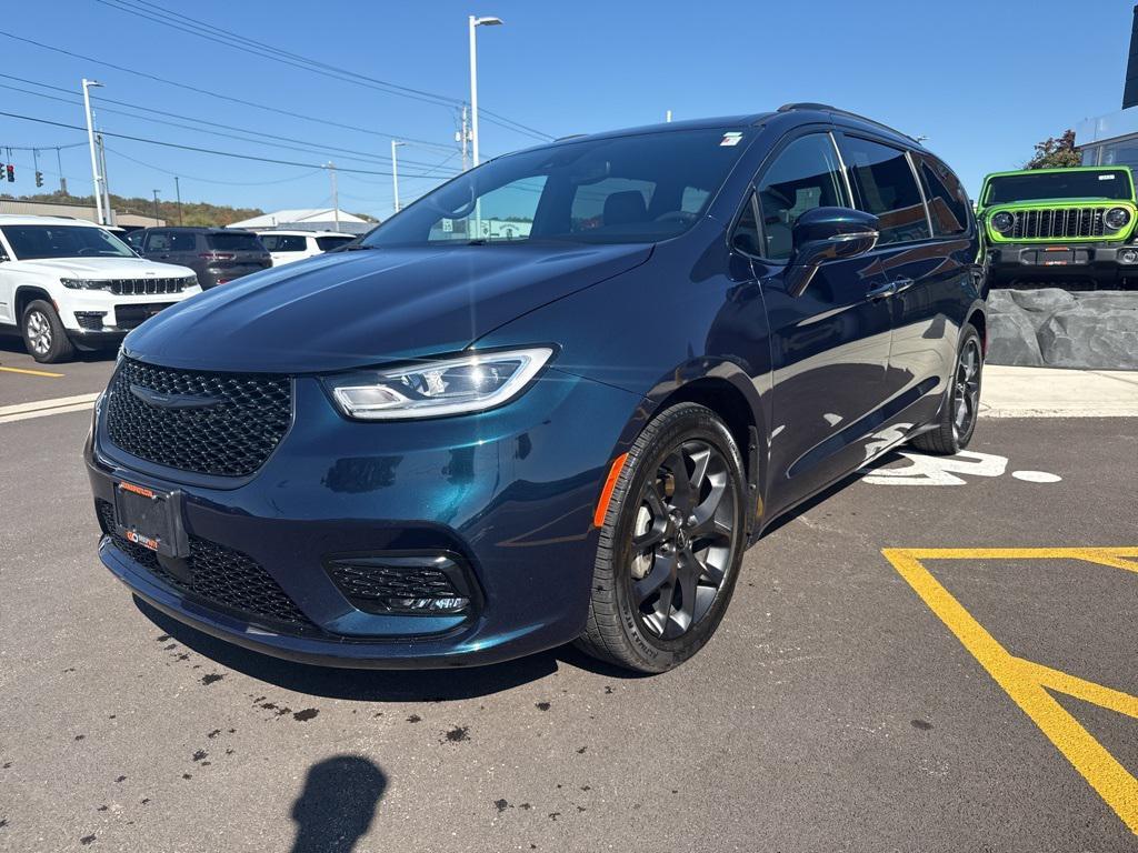 used 2022 Chrysler Pacifica car, priced at $23,100
