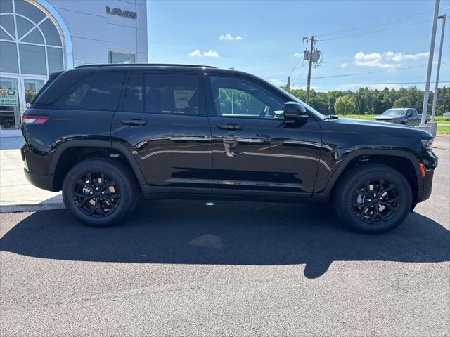 new 2025 Jeep Grand Cherokee car, priced at $46,730