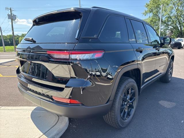 new 2025 Jeep Grand Cherokee car, priced at $46,730