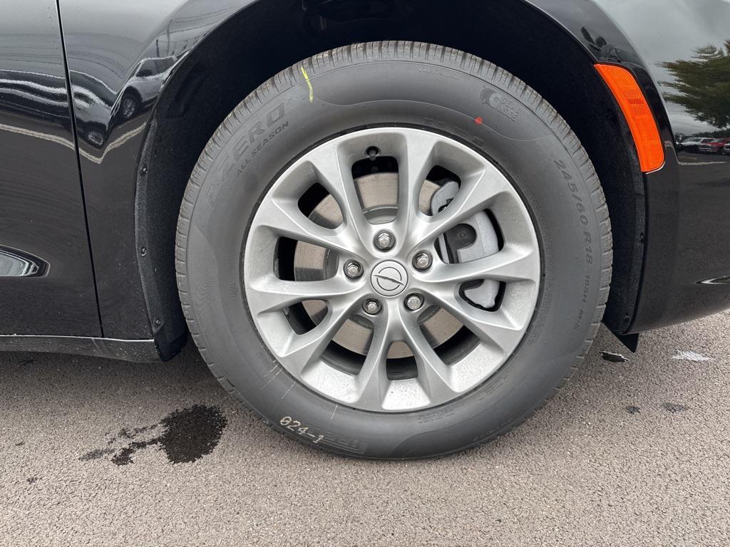 new 2026 Chrysler Pacifica car, priced at $47,703