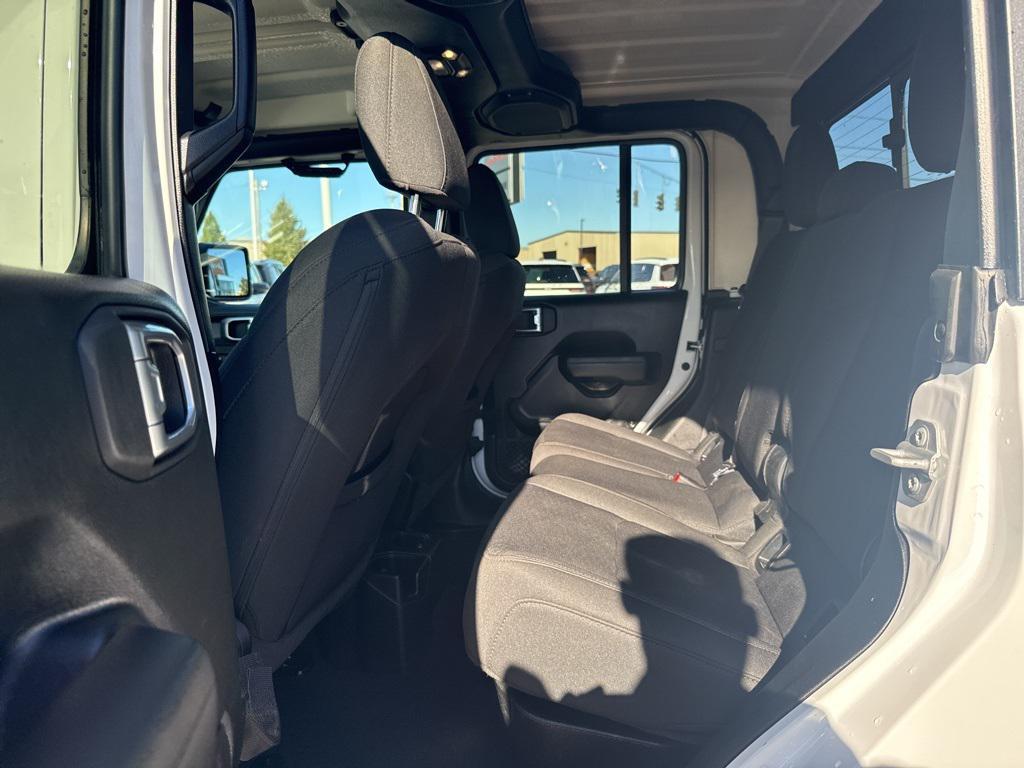 used 2022 Jeep Gladiator car, priced at $36,400