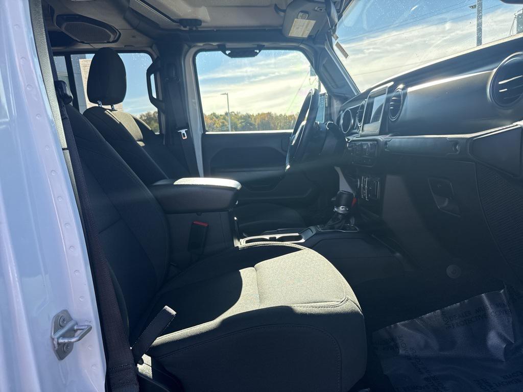 used 2022 Jeep Gladiator car, priced at $36,400