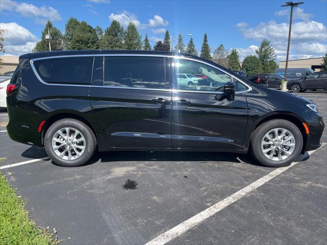 new 2024 Chrysler Pacifica car, priced at $46,645