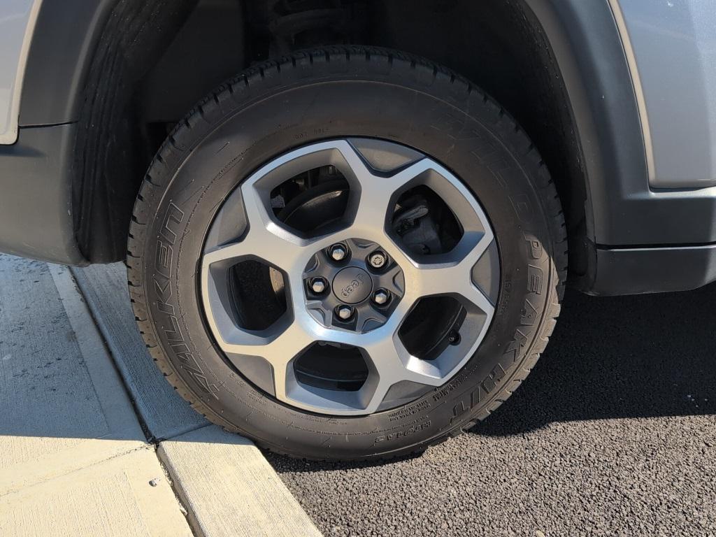 used 2022 Jeep Compass car, priced at $26,100