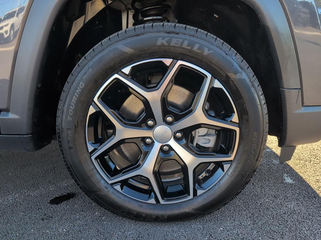 used 2024 Jeep Compass car, priced at $29,000