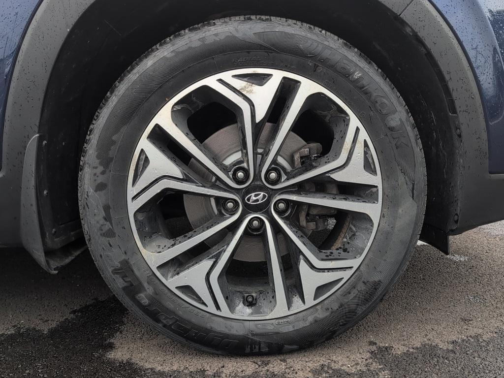 used 2020 Hyundai Santa Fe car, priced at $24,000