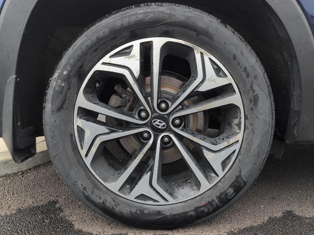 used 2020 Hyundai Santa Fe car, priced at $24,000