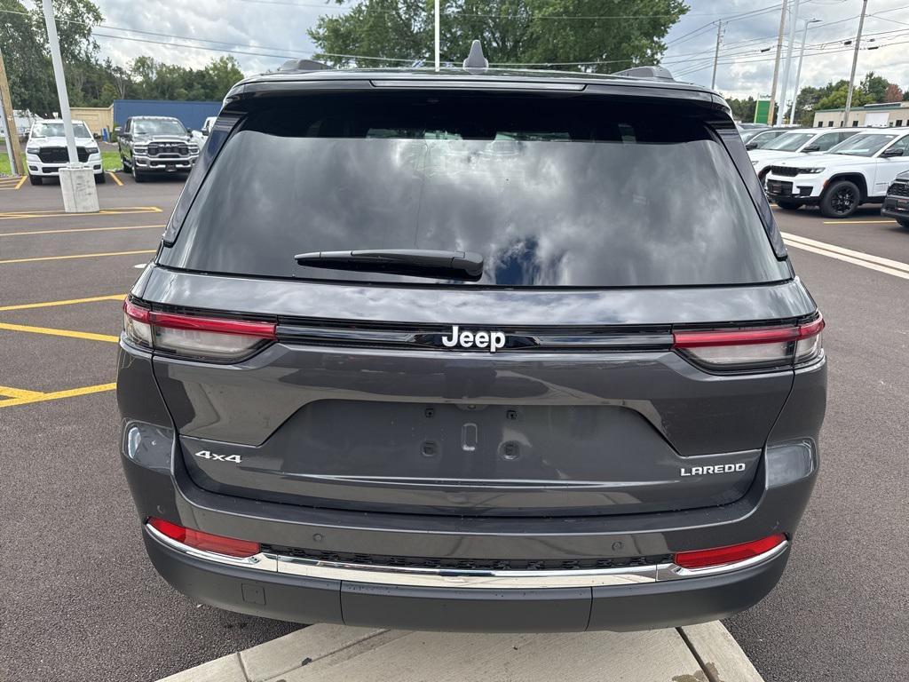 new 2025 Jeep Grand Cherokee car, priced at $44,665