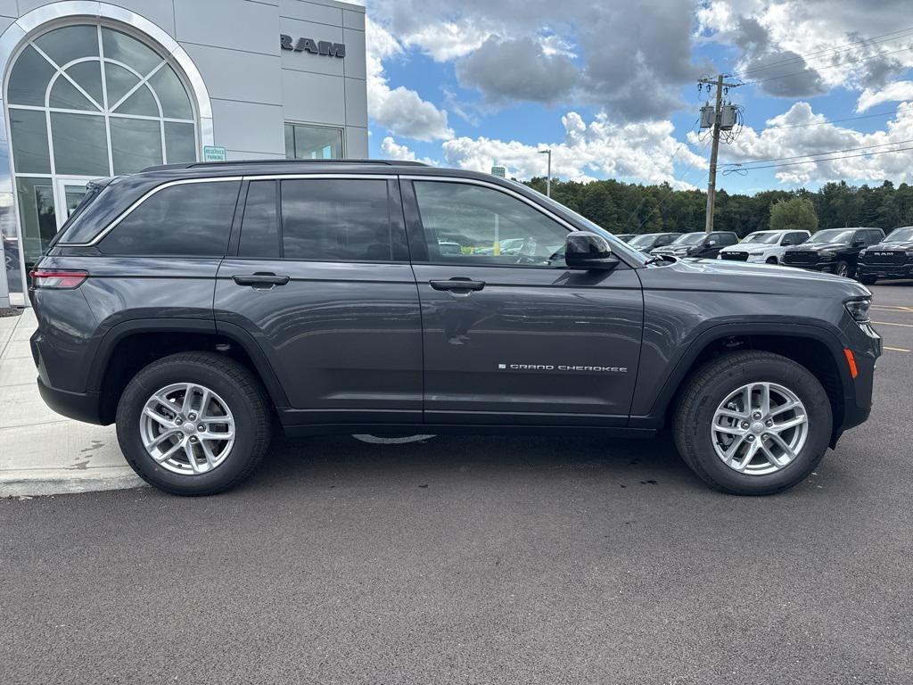 new 2025 Jeep Grand Cherokee car, priced at $44,665