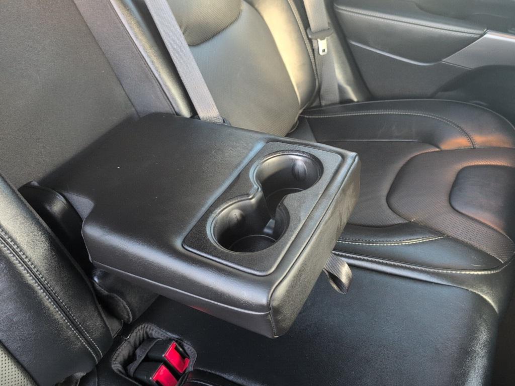 used 2022 Jeep Cherokee car, priced at $37,354