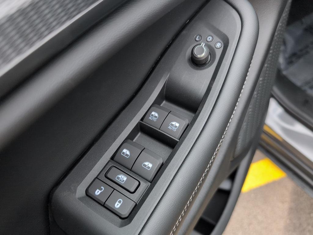 new 2025 Jeep Grand Cherokee car, priced at $45,730