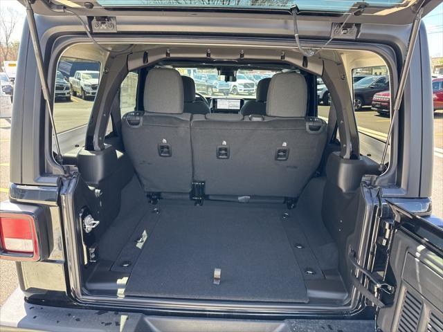 new 2025 Jeep Wrangler car, priced at $52,870