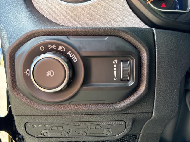 new 2025 Jeep Wrangler car, priced at $52,870