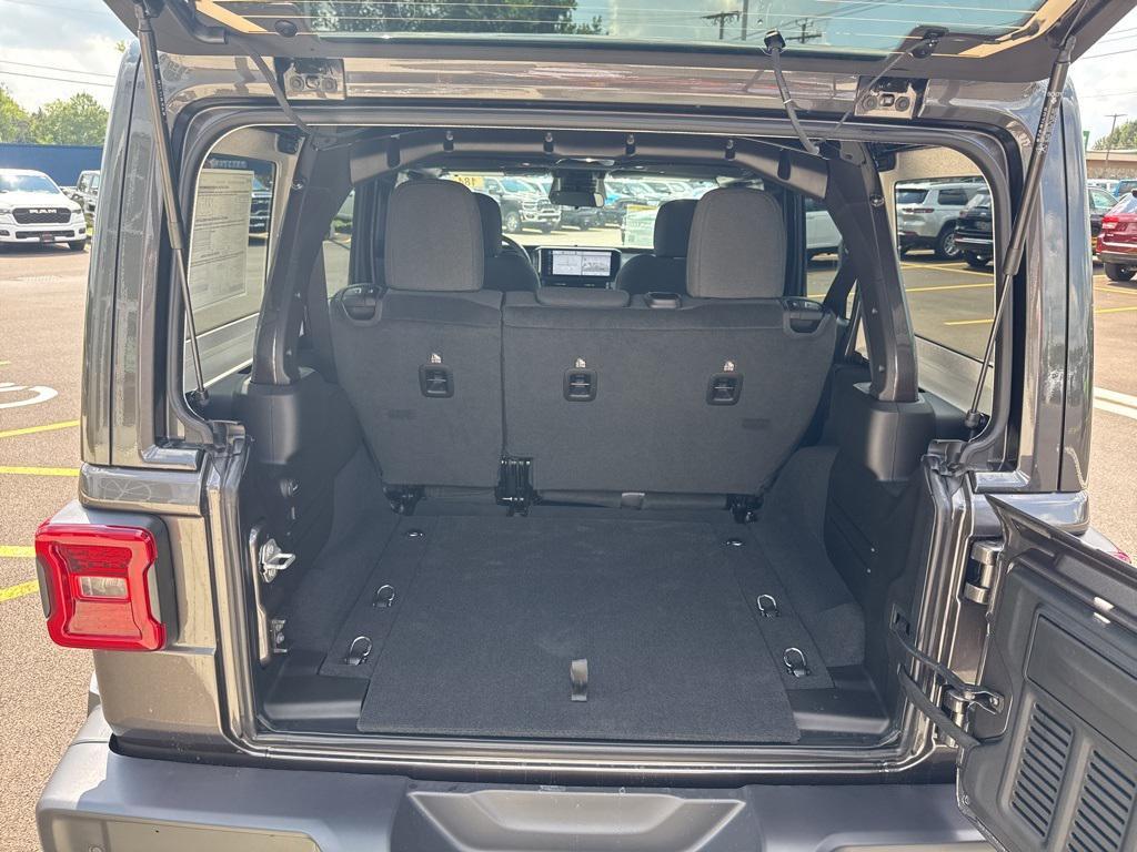 new 2025 Jeep Wrangler car, priced at $54,835