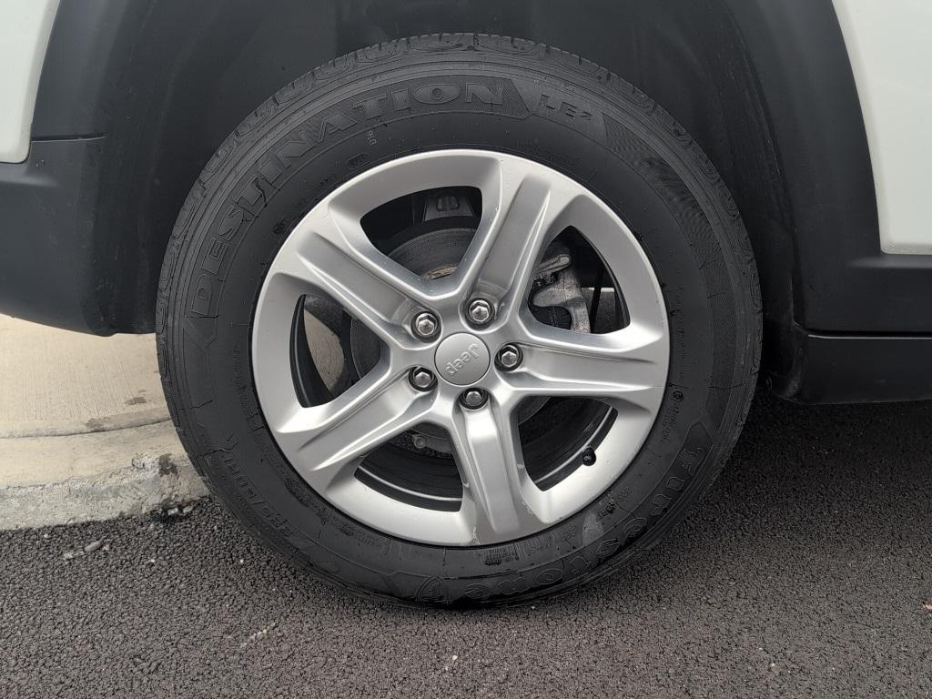 used 2023 Jeep Compass car, priced at $23,000