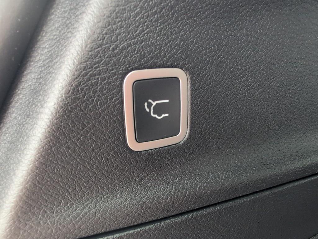 new 2026 Chrysler Pacifica car, priced at $54,840