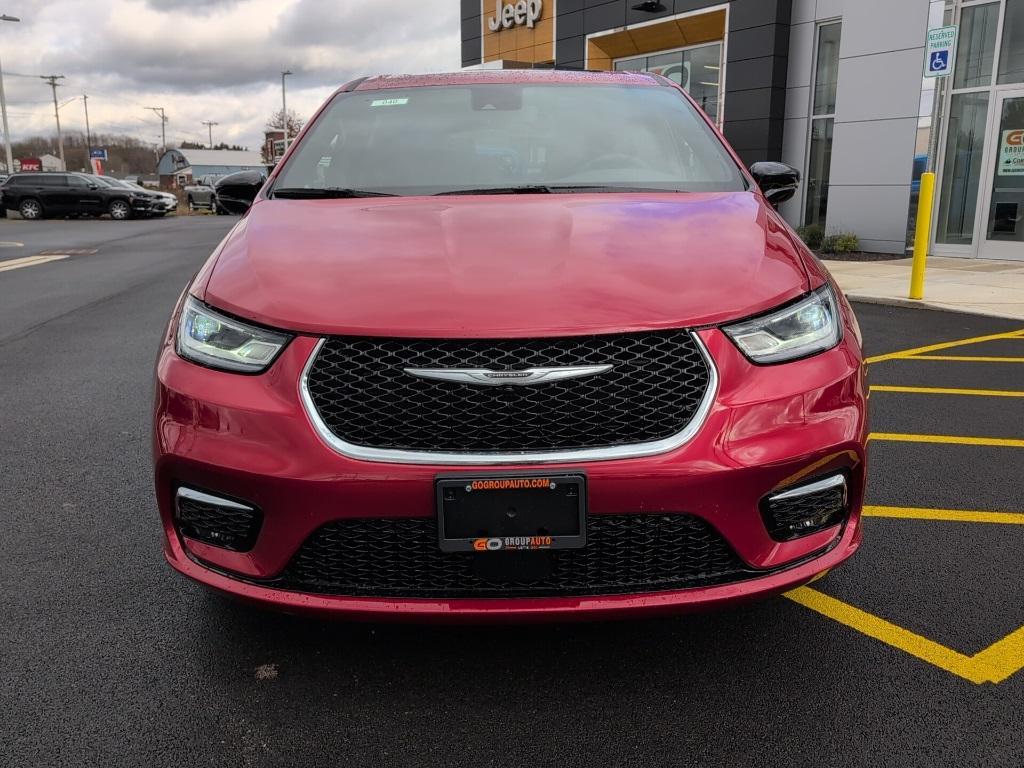 new 2026 Chrysler Pacifica car, priced at $54,840